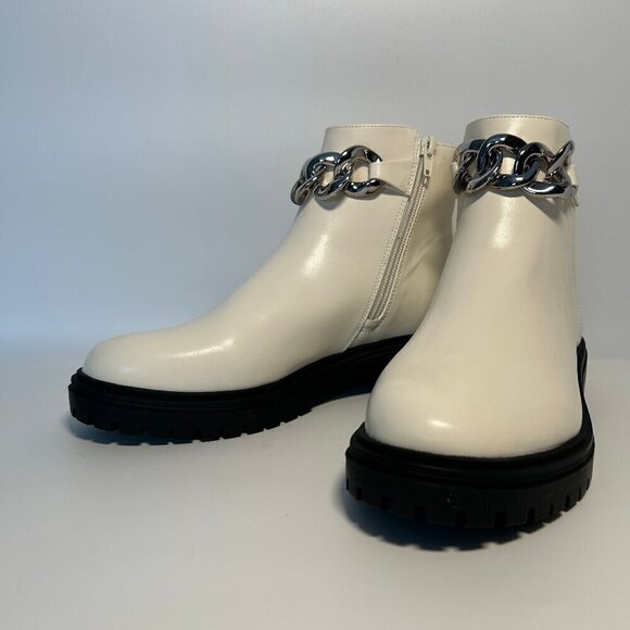 NWT INC Basia Faux Leather Lugged Sole Ankle Boots Women's Size 8 White Smooth - Picture 1 of 7